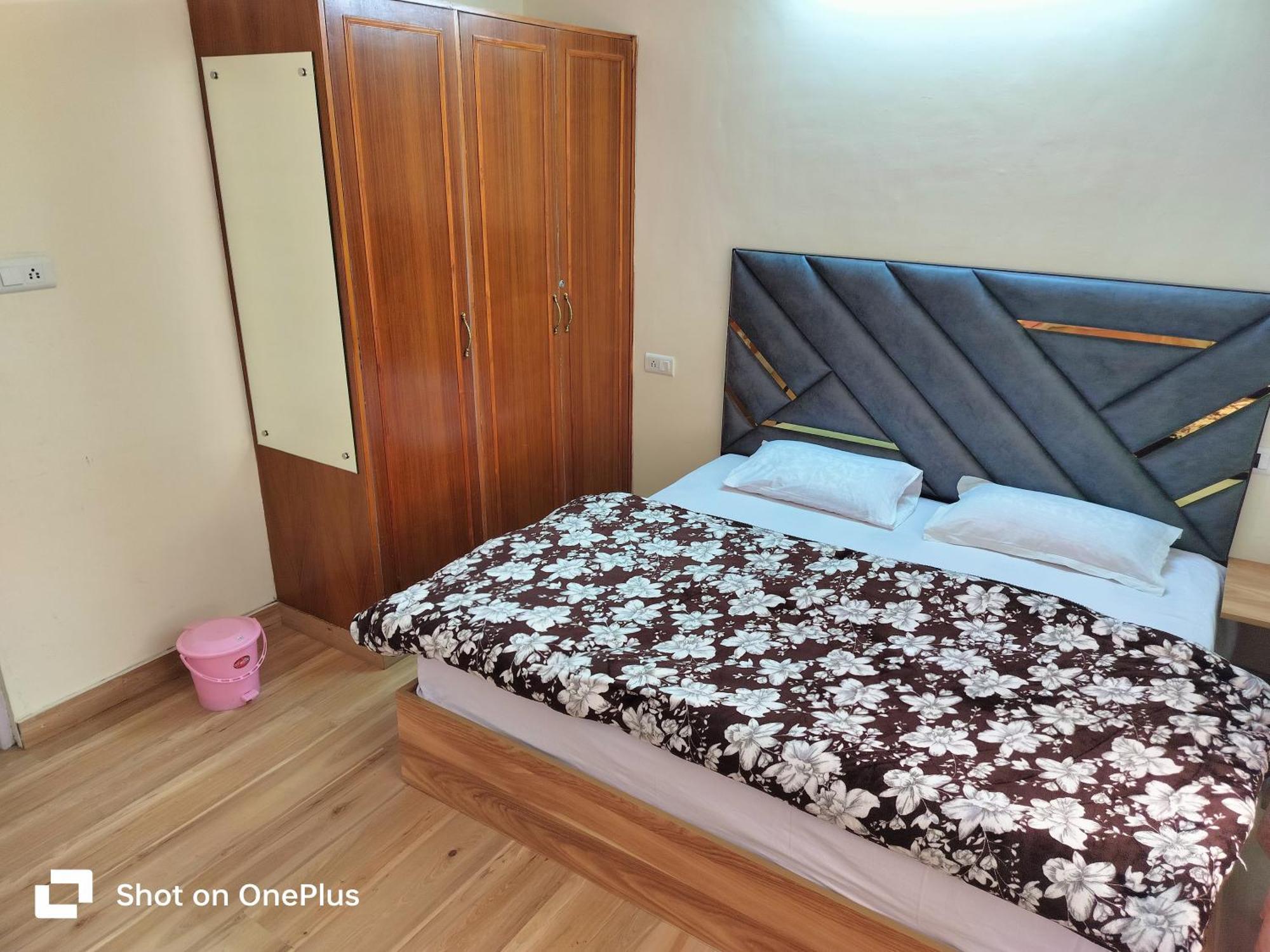Shimla Vibes B & B Free Pick And Drop From Isbt Shimla Exterior foto